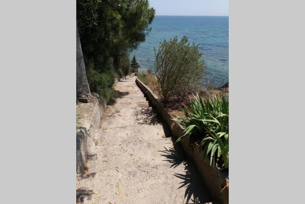 דירות ניאה אירקליה Sunshine House Offering Spectacular Views To Olymp A מראה חיצוני תמונה