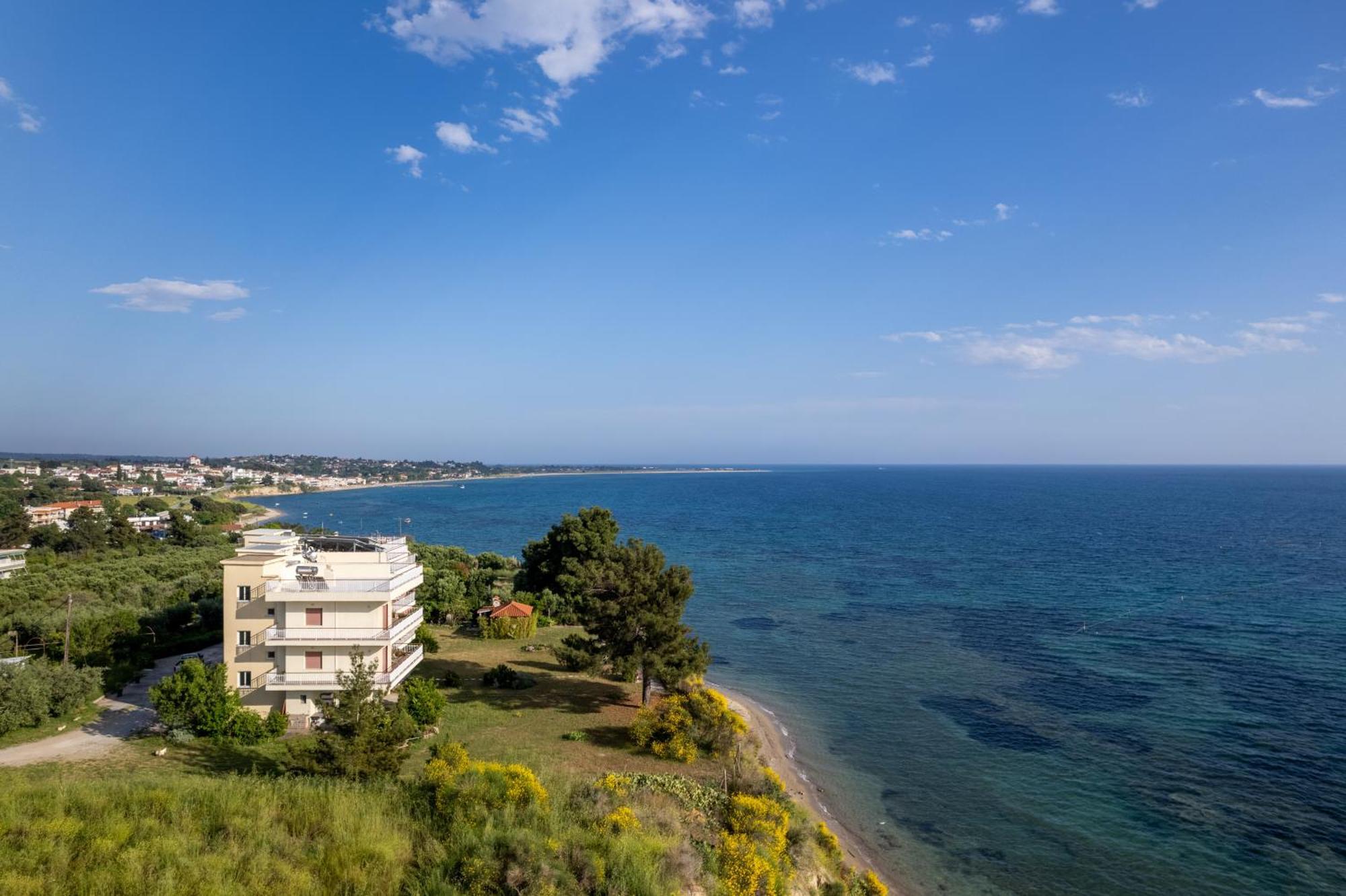 דירות ניאה אירקליה Sunshine House Offering Spectacular Views To Olymp A מראה חיצוני תמונה