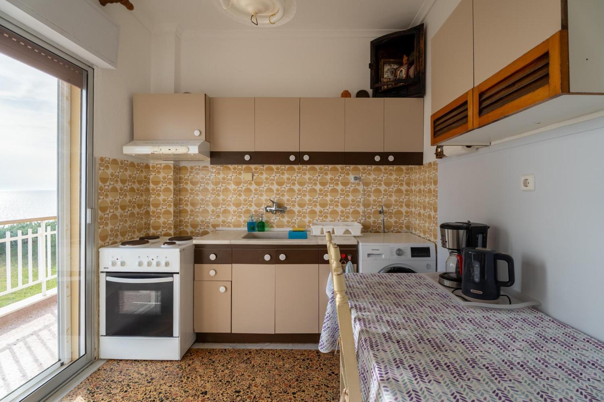 דירות ניאה אירקליה Sunshine House Offering Spectacular Views To Olymp A מראה חיצוני תמונה